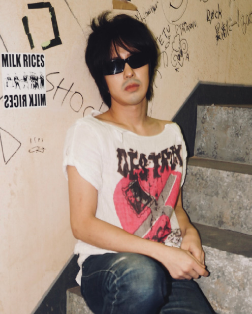 若葉竜也 / モモ