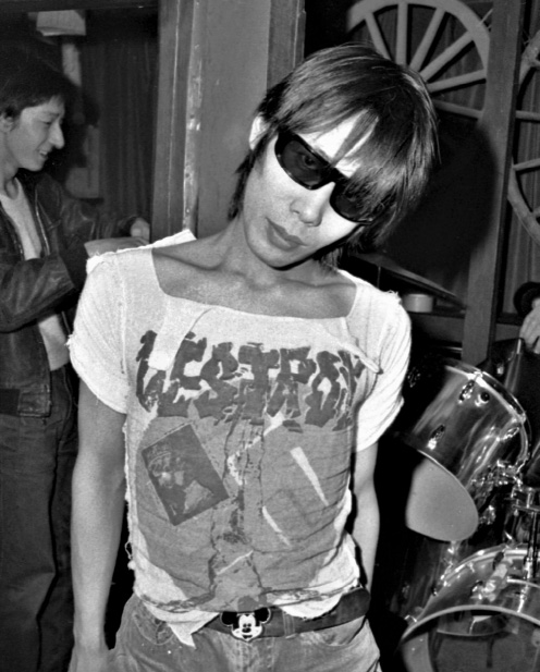 若葉竜也 / モモ